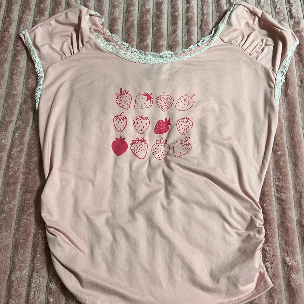 ROMWE Pink Strawberry Print Short Sleeve Tee